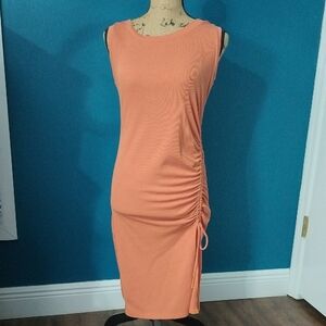 Sleevless Midi Dress. Ropped Side For A Touch Of Fun & Casual Look Tshirt Dress